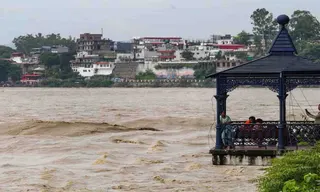 Uttarakhand Weather 11 August: कल कैसा रहेगा मौसम? Haridwar में School Holiday, बारिश का Alert और जिलों का हाल