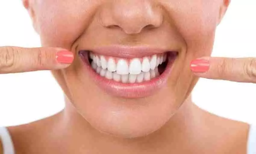 Include these things in the diet to make teeth healthy and strong