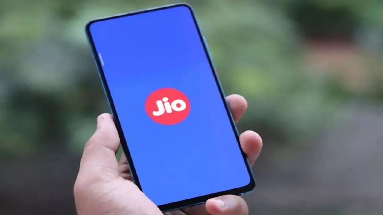 Reliance Jio के ये 5 प्लान जो मार्केट में मचा रहे हड़कंप, आप भी करे तुरंत रिचार्ज