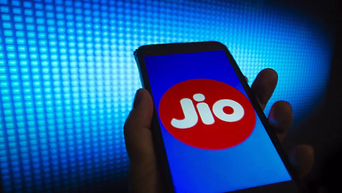 JIO यूज़र्स के लिए बड़ा तोहफा: एक रिचार्ज करें और पाए 160 GB डाटा के साथ कैशबैक