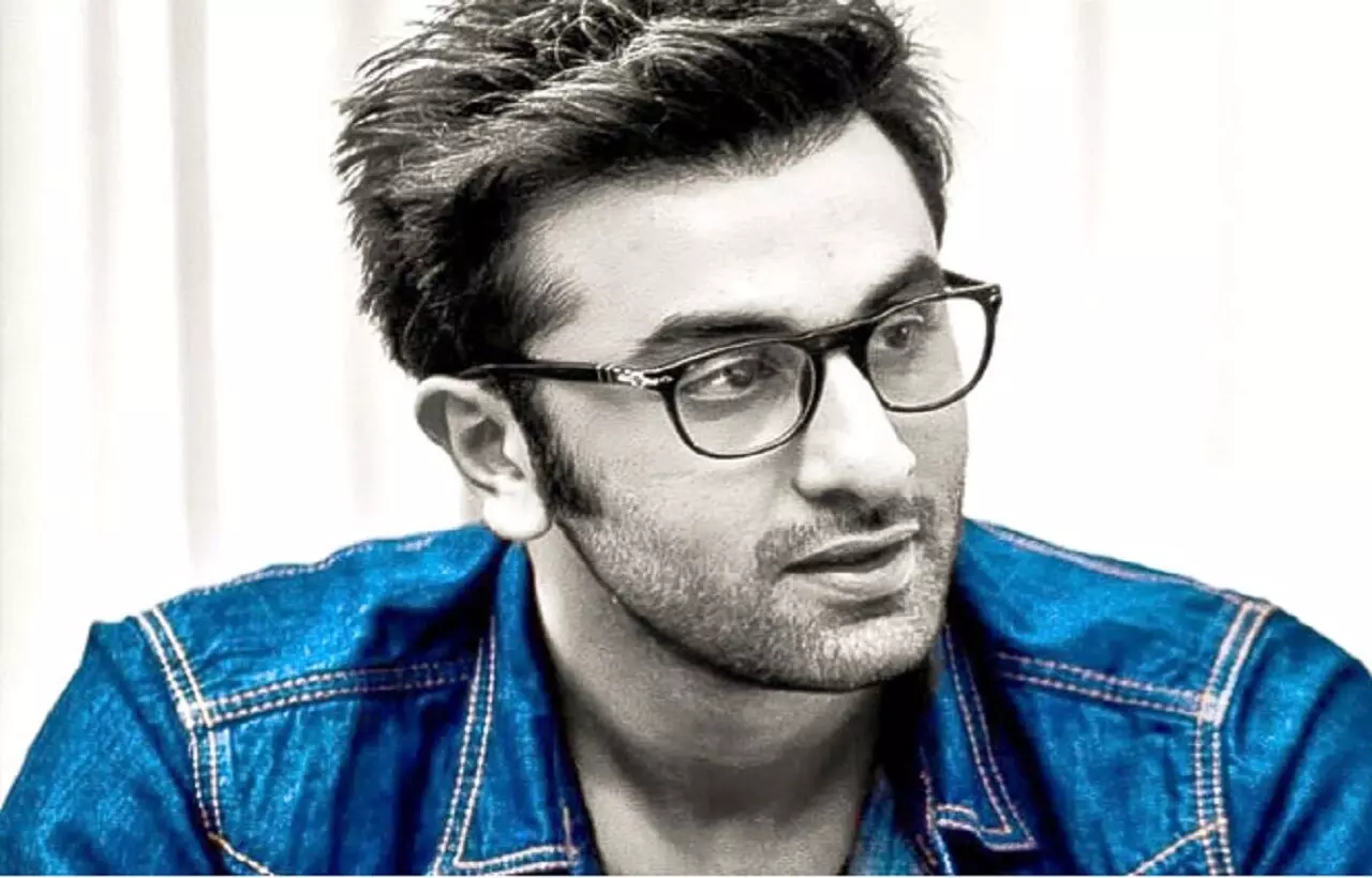 HBD Ranbir Kapoor : जब बोल्ड सीन के दौरान आपा खो बैठ थे रणवीर, कट बोलने के बाद भी सहलाते रहे एक्ट्रेस का पैर फिर..