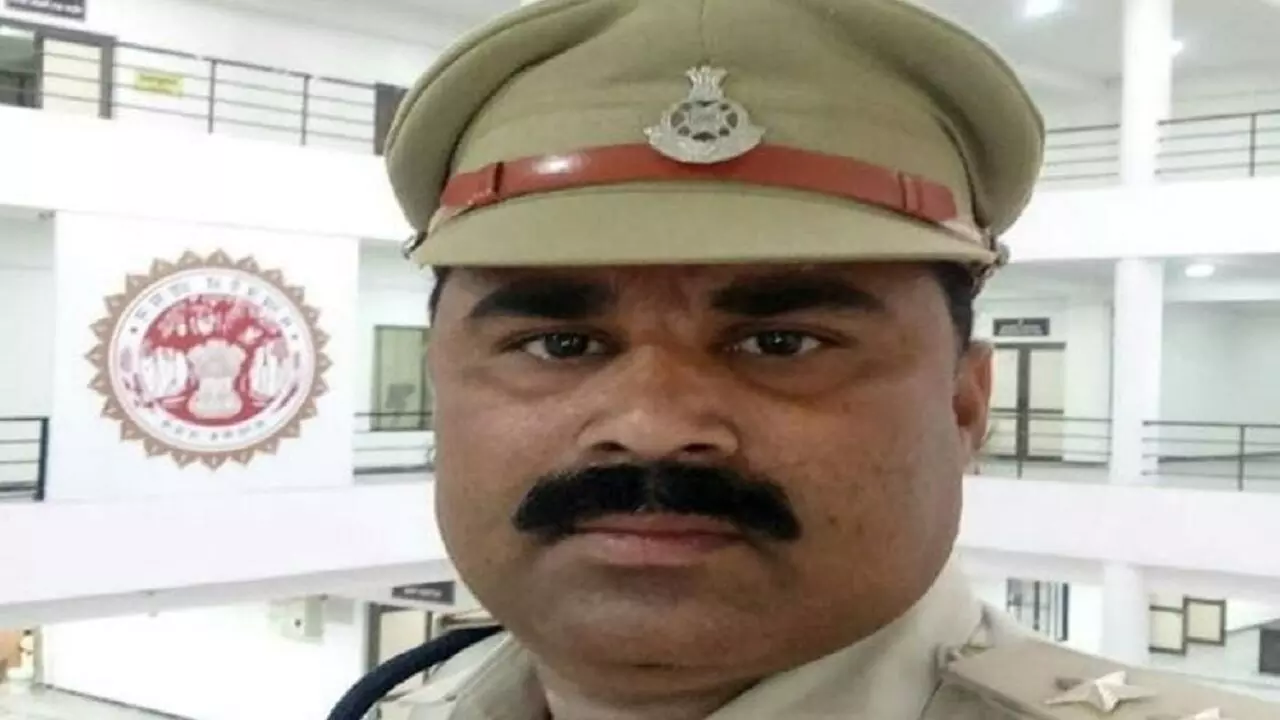 Rewa News: एडीजी ने निरीक्षक और एएसआई को पुलिस सेवा से किया बेदखल, विभागीय जाँच के बाद दोनों दोषी पाए गए