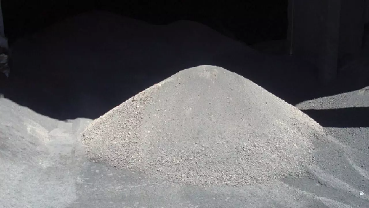 Cement price: घर बनाने वालो को अब तक का सबसे बड़ा झटका, सीमेंट के दाम हो जाएंगे इतने महंगे जितना आपने कभी नहीं सोचा होगा