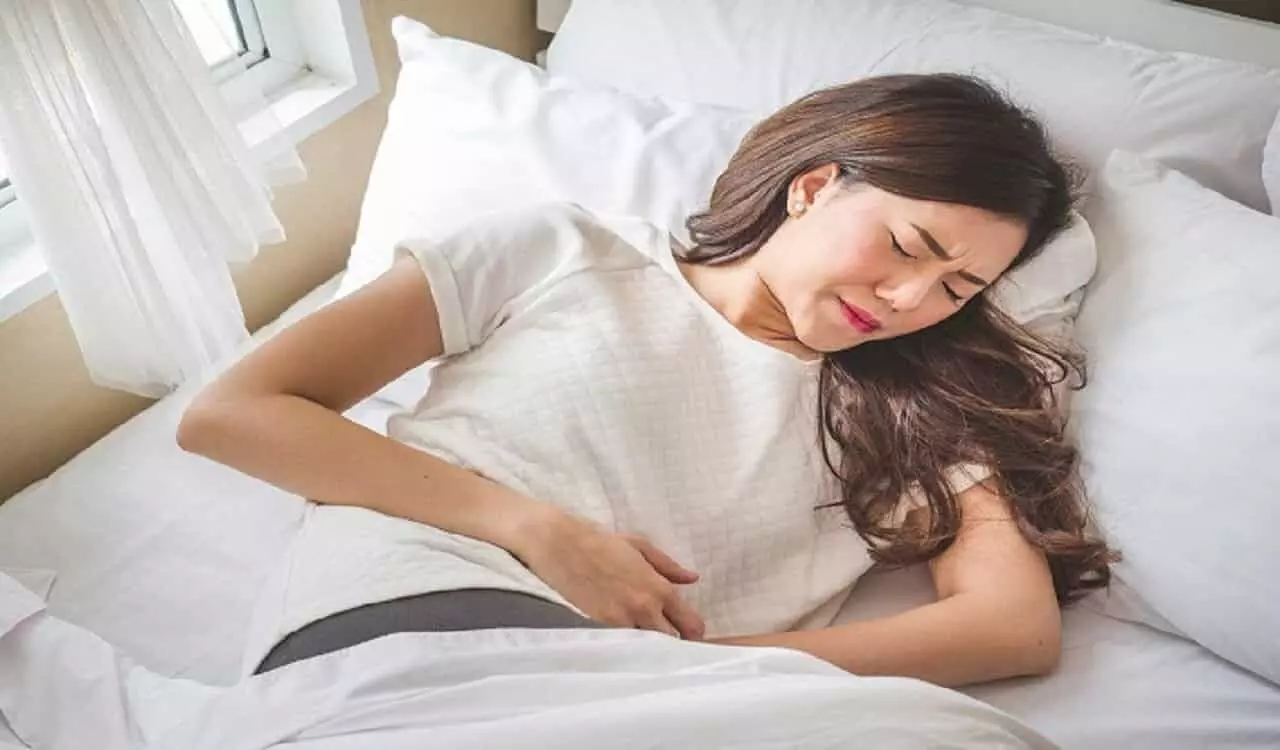 Period Bloating: पीरियड्स के दौरान क्रैंप्स के अलावा ब्लोटिंग से हैं परेशान, तो अपनाएं यह उपाय