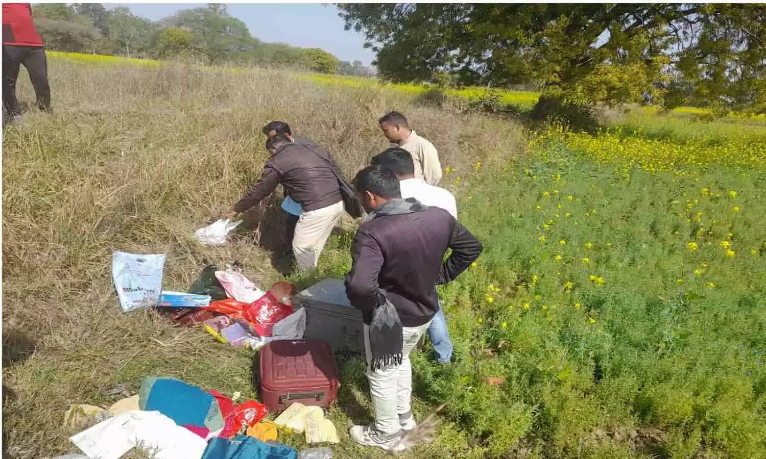 रीवा: सेंध लगा कर चोरों ने पार किए तीन लाख के आभूषण और मोबाइल