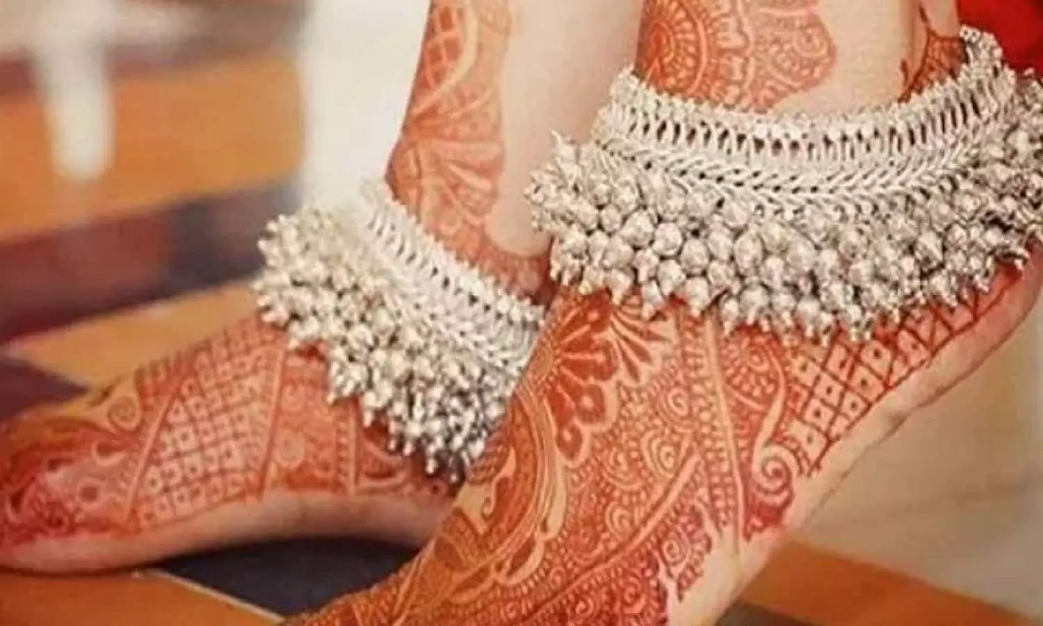 Health Benefits Of Wearing Payal: जानिए किस कारण से पहनी जाती है पैरों में पायल