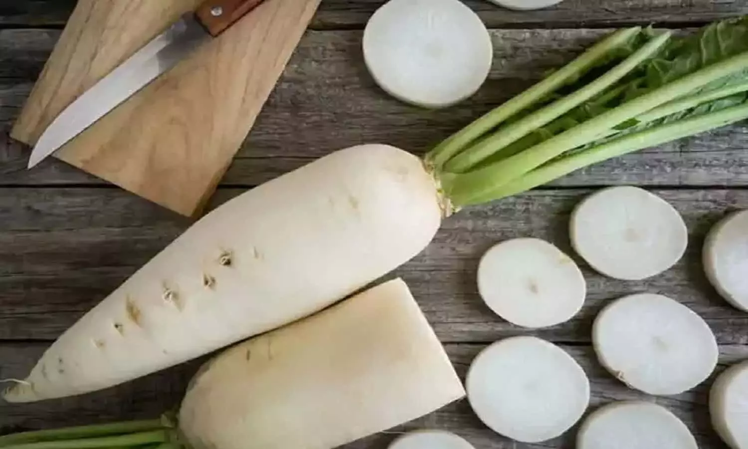 Radish Health Benefits: आयुर्वेद में जानिए मूली खाने का सही तरीका क्या है? गर्मियों में मूली कैसे खाएं जानें