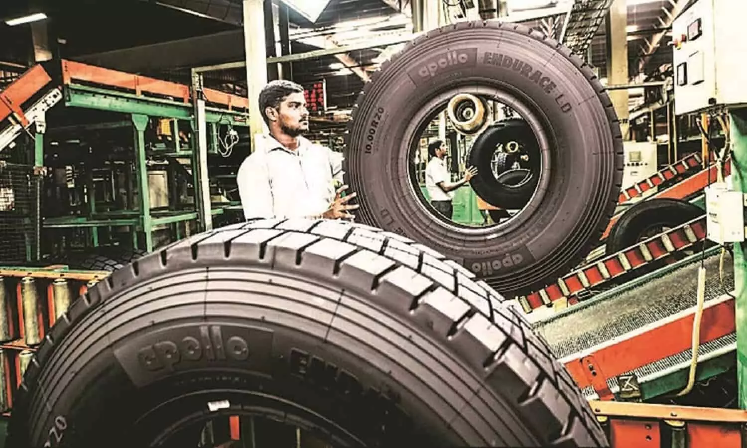 Apollo Tyres share price: डोमेस्टिक डिमांड में सुधार होने से अपोलो टायर्स को होगा शानदार फायदा