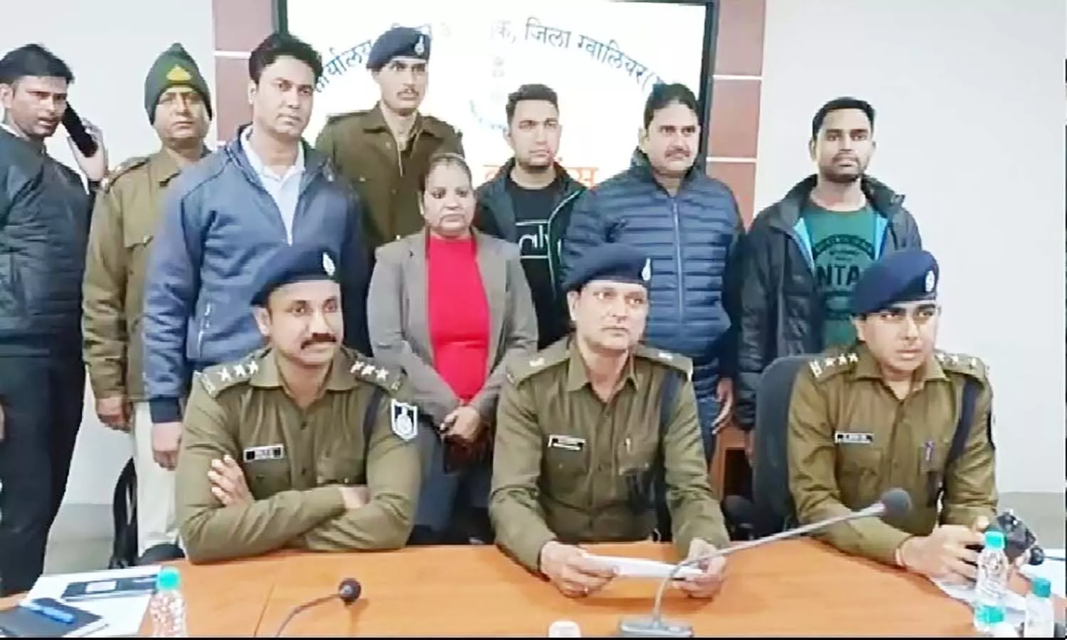 एमपी के ग्वालियर पुलिस को बड़ी कामयाबी, सात बदमाशों से बरामद किए 12 कट्टे, 3 पिस्टल सहित कारतूस