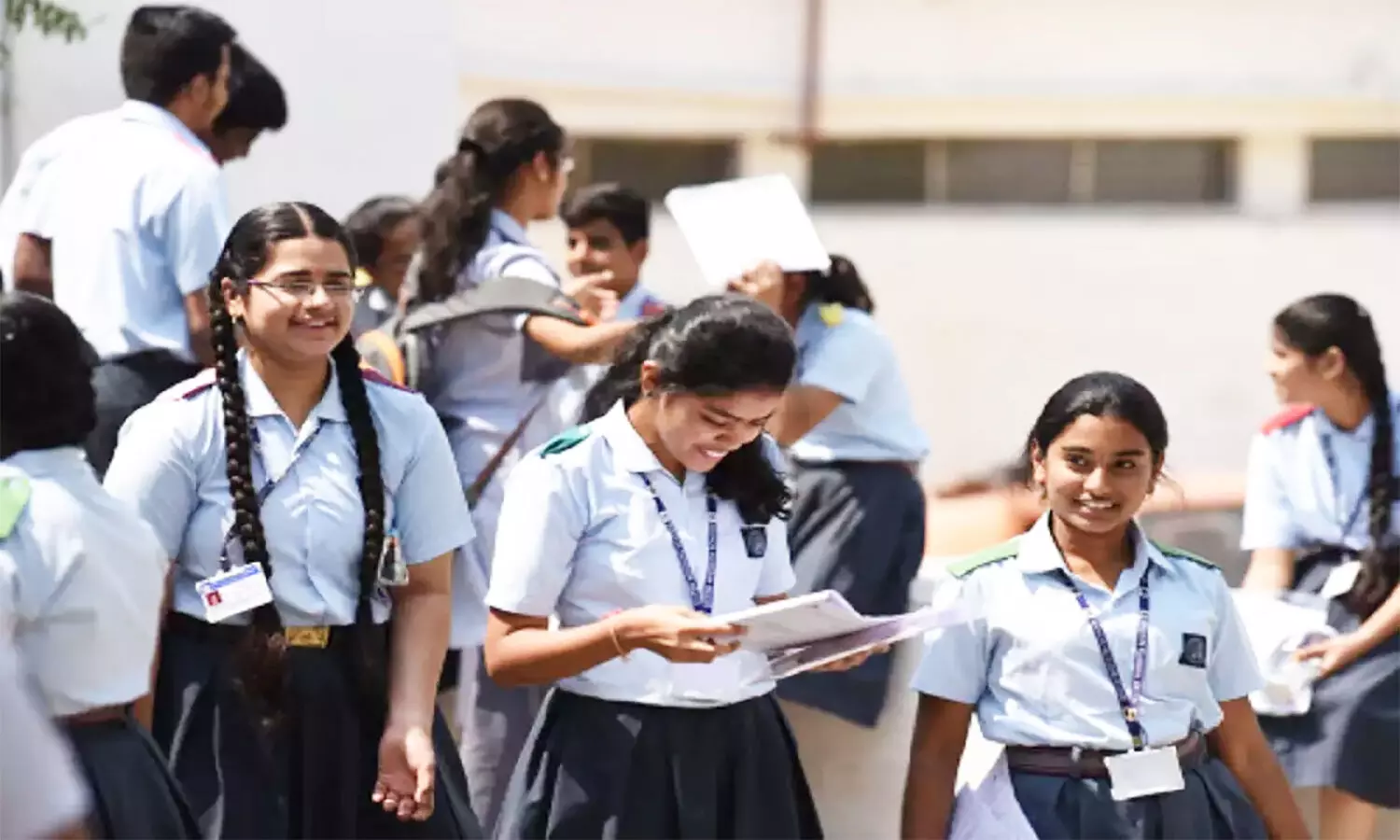 CBSE Board Exam 2023: सीबीएसई ने 10वीं, 12वीं परीक्षा के एडमिट कार्ड किए जारी, कैसे कर सकेंगे डाउनलोड जान लें