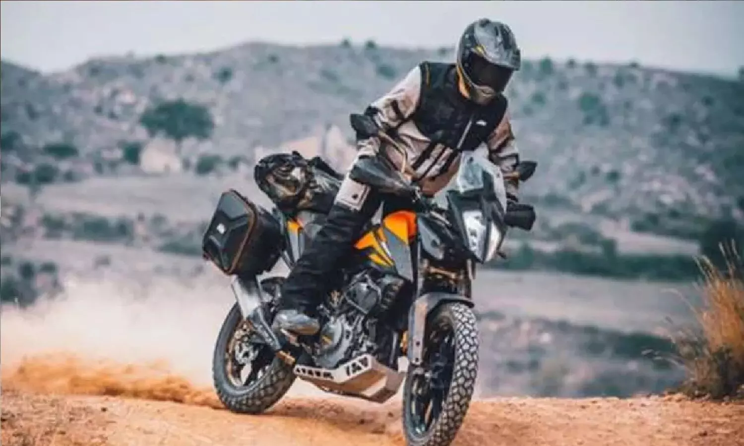 KTM 390 Adventure X के स्पेसिफिकेशन, फीचर्स और कीमत फुल डिटेल में जानें