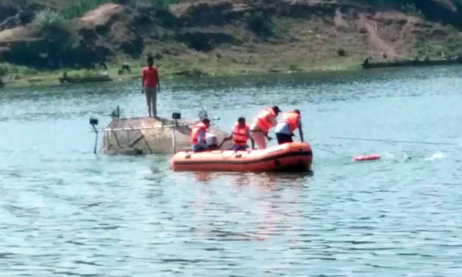 Mock Drill in Burhanpur: एमपी की ताप्ती नदी में आई बाढ़, फंसे चार युवकों को रेस्क्यू कर निकाला बाहर