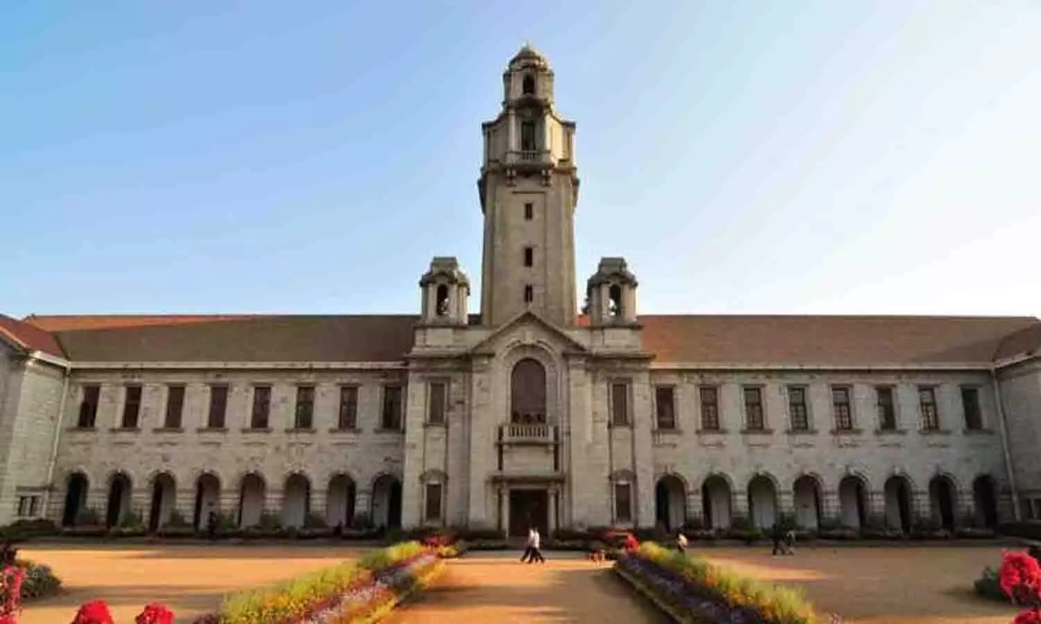 रीवा की नम्रता द्विवेदी का IISc बैंगलोर में PhD के लिए चयन, गांव में खुशी की लहर