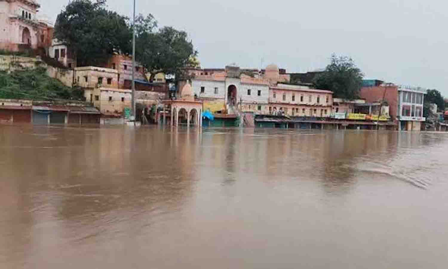 MP Weather Alert: नर्मदा-मंदाकिनी उफान पर, 16 जिलों में भारी बारिश का अलर्ट